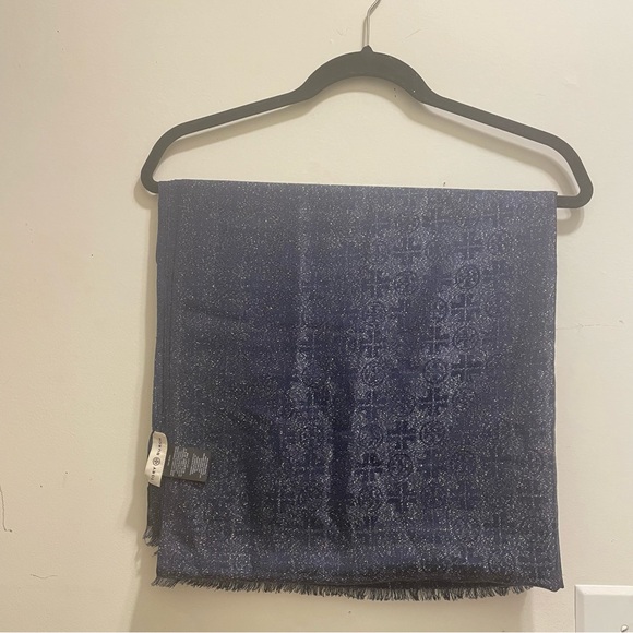 Signature tory burch long scarf LUREX TRAVELER OBLONG - Picture 9 of 9